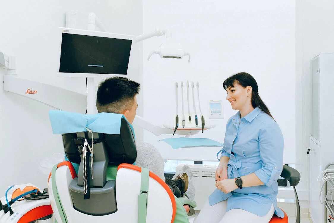A patient consulting a general dentist